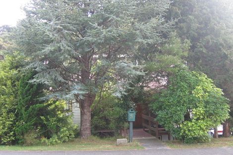 Photo of property in 5 Fendalton Crescent, Pinehaven, Upper Hutt, 5019