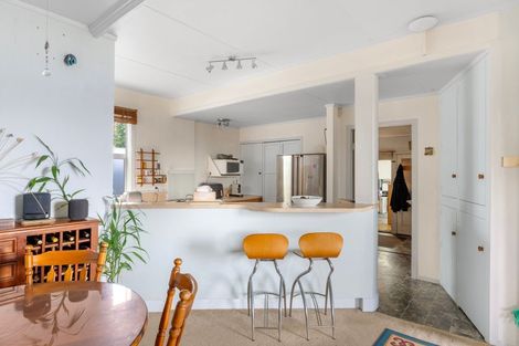 Photo of property in 300 Aberdeen Road, Gisborne, 4010