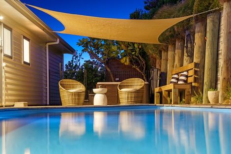 Photo of property in 12 Murray Court, Paraparaumu Beach, Paraparaumu, 5032