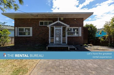 Photo of property in 77 Avonleigh Road, Green Bay, Auckland, 0604