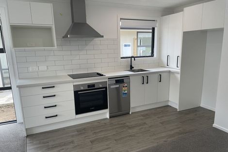 Photo of property in 2/6 Longwood Place, Harrowfield, Hamilton, 3210