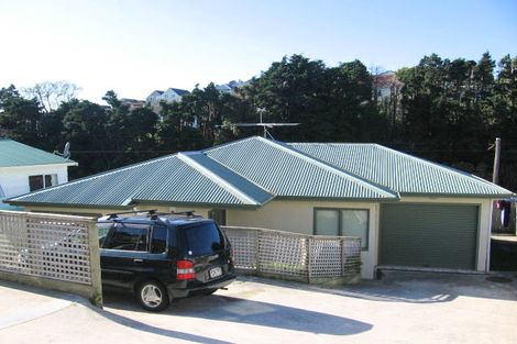 Photo of property in 2/99 Moorefield Road, Johnsonville, Wellington, 6037
