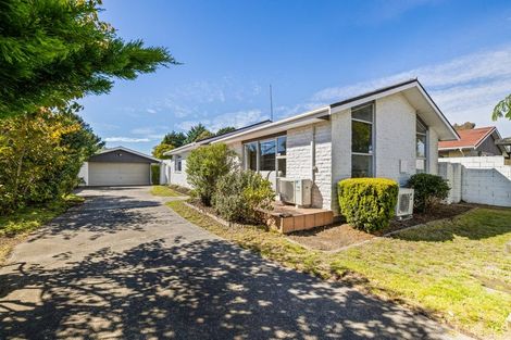Photo of property in 10 Glen Place, Parklands, Christchurch, 8083