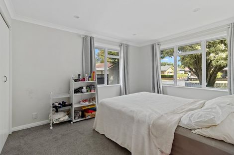 Photo of property in 28 Casey Avenue, Fairfield, Hamilton, 3214