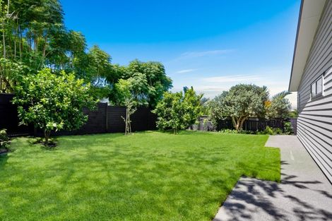 Photo of property in 17 Fordyce Avenue, Sunnyhills, Auckland, 2010