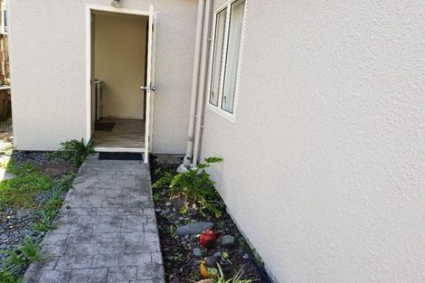 Photo of property in 80p Tirimoana Road, Te Atatu South, Auckland, 0602