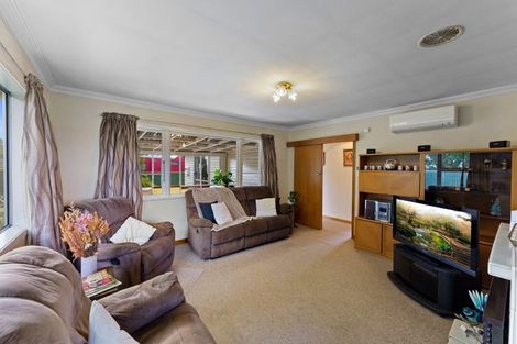 Photo of property in 16 Rimu Street, Otaki, 5512