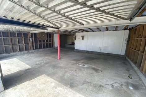 Photo of property in 37 Carluke Street, Paparangi, Wellington, 6037