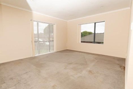Photo of property in 10 Exotic Place, Massey, Auckland, 0614