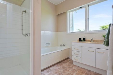 Photo of property in 86 Braid Road, St Andrews, Hamilton, 3200