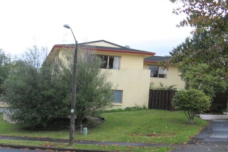 Photo of property in 31 Kurnell Drive, Botany Downs, Auckland, 2010