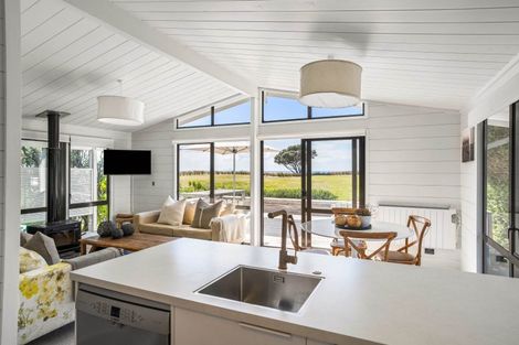 Photo of property in 12a Mcliver Place, Pauanui, Hikuai, 3579