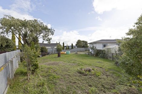 Photo of property in 8 Wairau Place, Kelvin Grove, Palmerston North, 4414