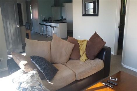 Photo of property in 4/253 Saint Aubyn Street, New Plymouth, 4310