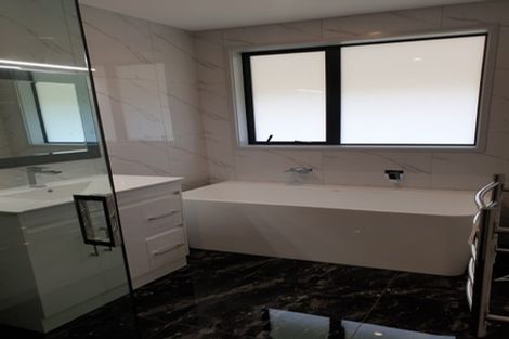 Photo of property in 3 Frederick Place, Whalers Gate, New Plymouth, 4310