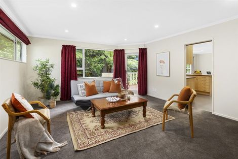 Photo of property in 13c Peterhouse Street, Tawa, Wellington, 5028