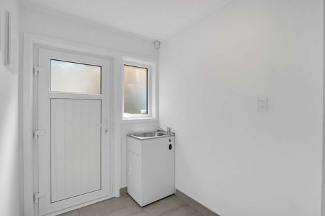 Photo of property in 1b Glynnbrooke Street, Te Atatu South, Auckland, 0610