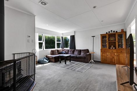 Photo of property in 28 Old South Road, Okato, 4335