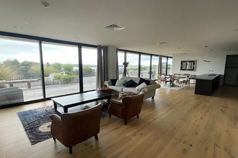 Photo of property in 405/359 Cameron Road, Tauranga, 3110