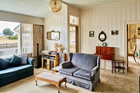 Photo of property in 45 Marine Parade, Eastbourne, Lower Hutt, 5013