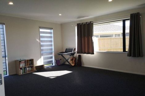 Photo of property in 16 Hehan Close, Cambridge, 3434