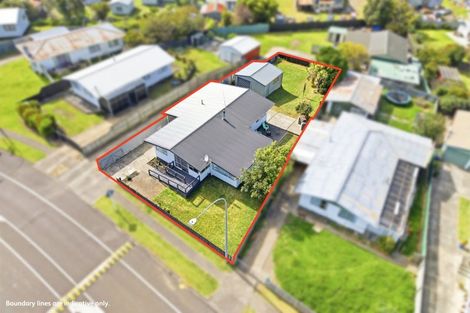 Photo of property in 27 Cross Street, Castlecliff, Whanganui, 4501