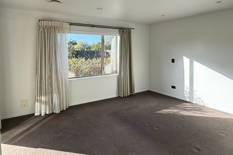 Photo of property in 21 Dunsford Close, Halswell, Christchurch, 8025