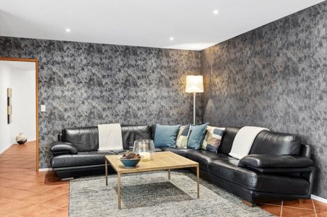 Photo of property in 5 Curnow Place, Leamington, Cambridge, 3432