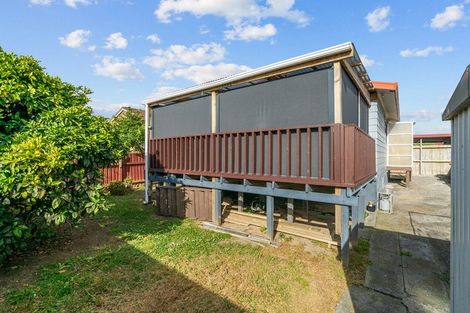 Photo of property in 2/24 Norrie Smith Avenue, Flat Bush, Auckland, 2023