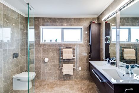 Photo of property in 138 North Shore Road, Eskdale, Napier, 4182