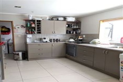 Photo of property in 1/164 Nile Road, Milford, Auckland, 0620