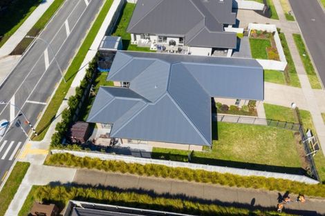 Photo of property in 43 Benmore Crescent, Pyes Pa, Tauranga, 3112
