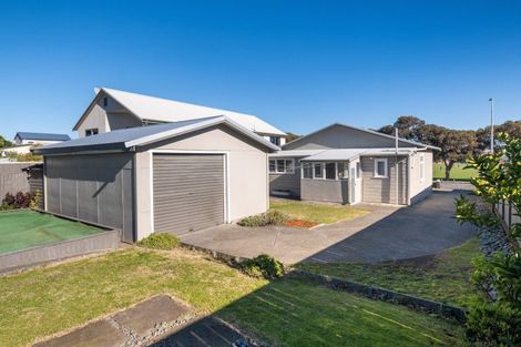 Photo of property in 46 Te Awa Avenue, Te Awa, Napier, 4110