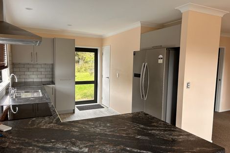 Photo of property in 133 Codlin Road, Waiuku, 2682