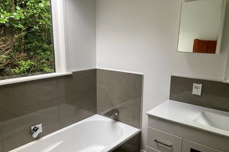 Photo of property in 115a Grafton Road, Roseneath, Wellington, 6011