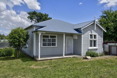 Photo of property in 130 Fitzherbert Street, Featherston, 5710