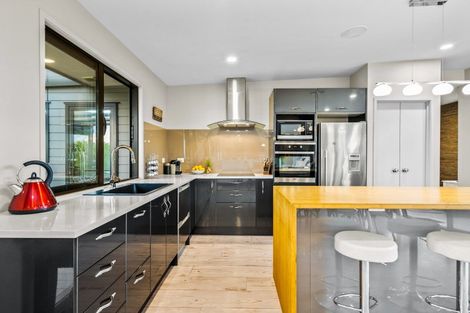 Photo of property in 24 Chatsfield Place, Te Kamo, Whangarei, 0112