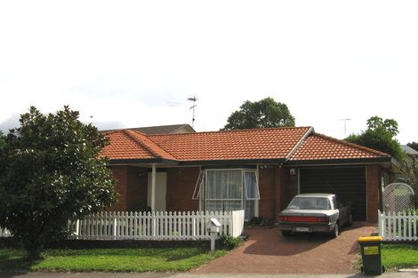 Photo of property in 57 Harmel Road, Glendene, Auckland, 0602