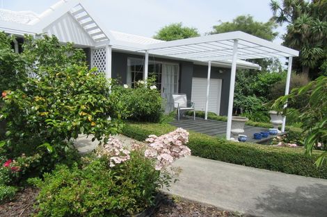 Photo of property in 17 Churchill Place, Waimate, 7924