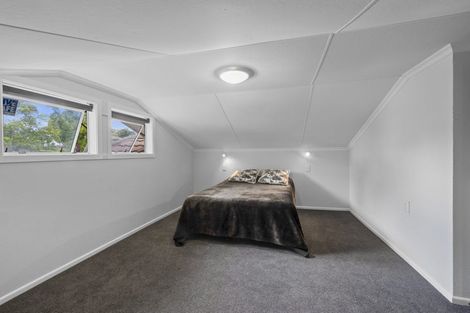 Photo of property in 14 Peace Avenue, Moturoa, New Plymouth, 4310