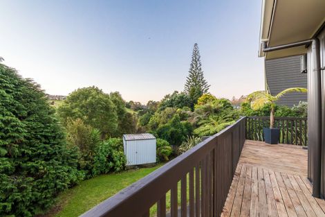 Photo of property in 5 Halsey Drive, Lynfield, Auckland, 1042