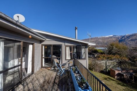 Photo of property in 116 Beacon Point Road, Wanaka, 9305