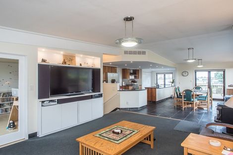 Photo of property in 82 Martin Road, Paraparaumu Beach, Paraparaumu, 5032