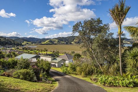 Photo of property in 26 Beach Road, Onerahi, Whangarei, 0110