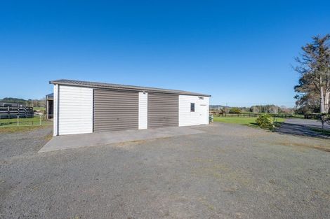 Photo of property in 1 Tourist Road, Clevedon, 2582