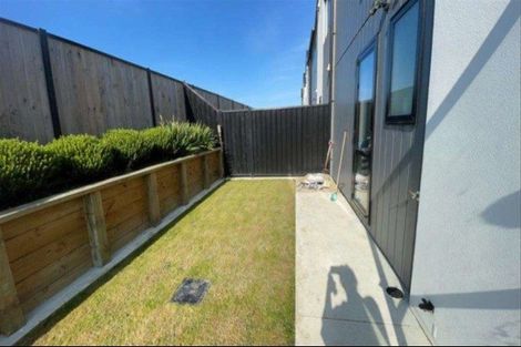 Photo of property in 7 Desert Gold Lane, Wallaceville, Upper Hutt, 5018