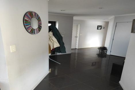 Photo of property in 22 Ranchod Terrace, Pukekohe, 2120