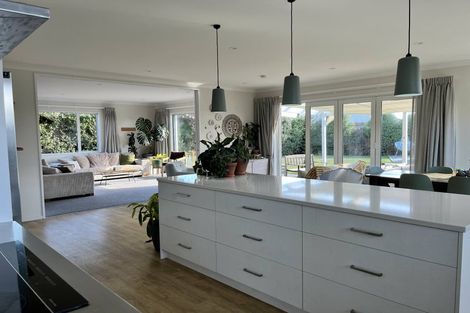 Photo of property in 7 Flagstaff Place, Halswell, Christchurch, 8025