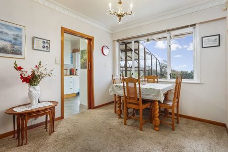 Photo of property in 63 Taunton Terrace, Blockhouse Bay, Auckland, 0600