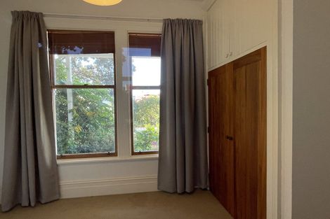 Photo of property in 16 Talavera Terrace, Kelburn, Wellington, 6012